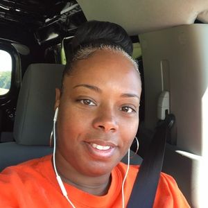 Meet your Posher, Keisha